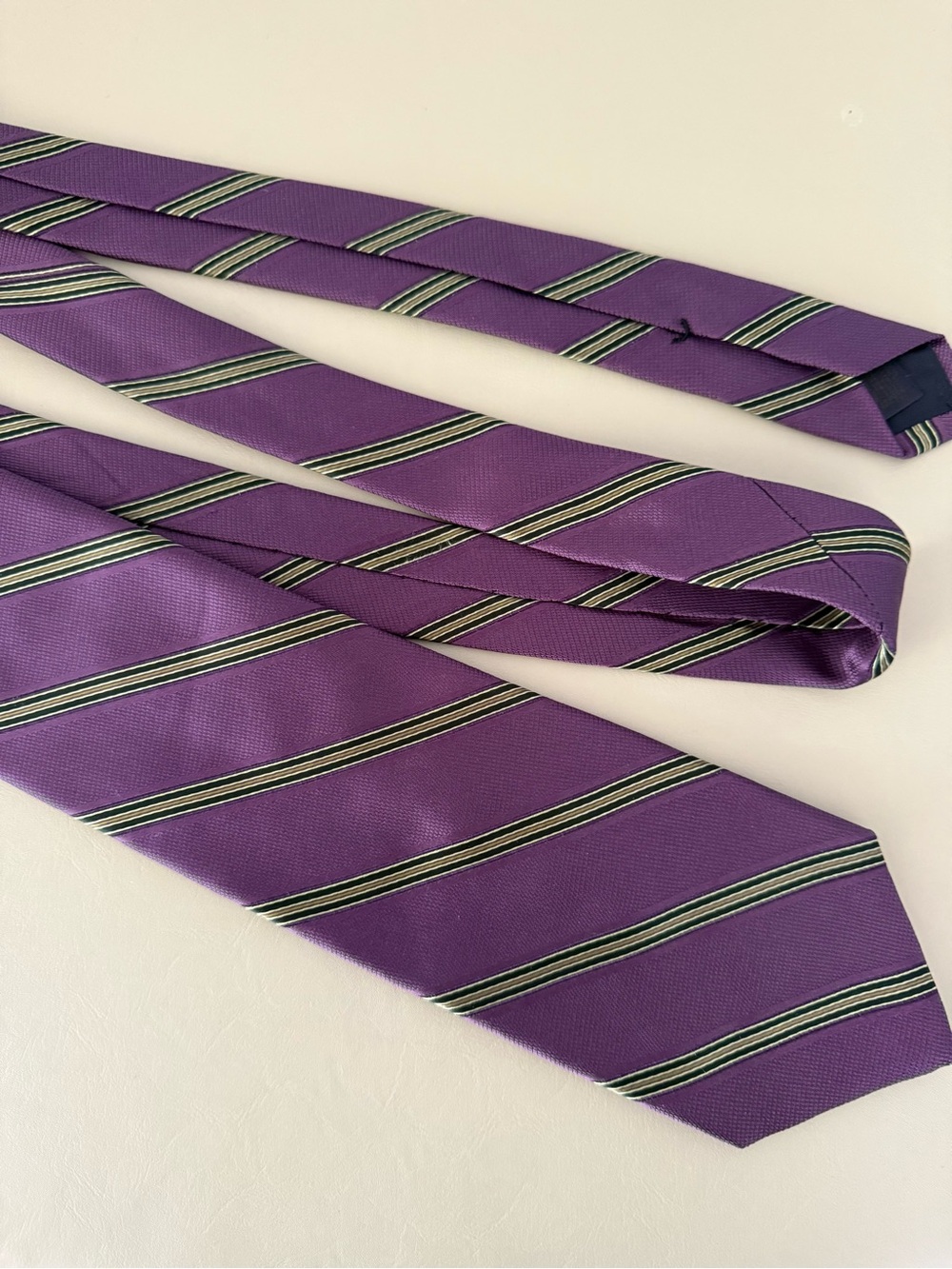 Brooks Brothers Makers Silk Tie Purple Striped Classic Mens Neck Tie